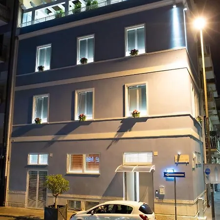 Bed and Breakfast L' Angolo Dei Poeti - Μπάρι