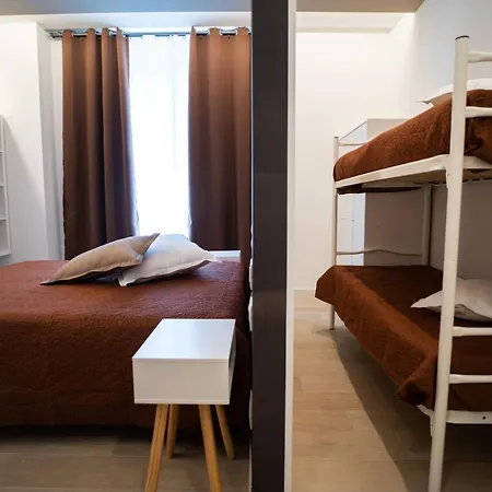 Couette-café L' Angolo Dei Poeti - Bari