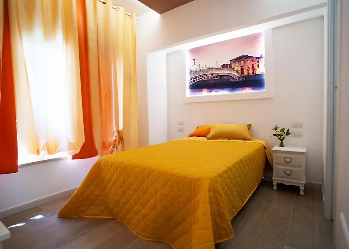 Nocleg ze śniadaniem L' Angolo Dei Poeti - 4*