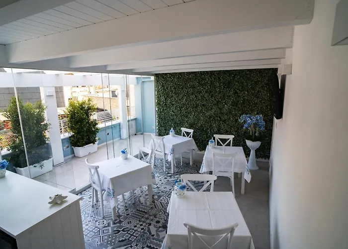 L' Angolo Dei Poeti - Nocleg ze śniadaniem Bari