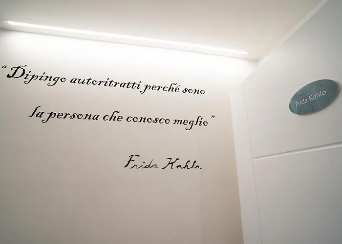 L' Angolo Dei Poeti - 4*