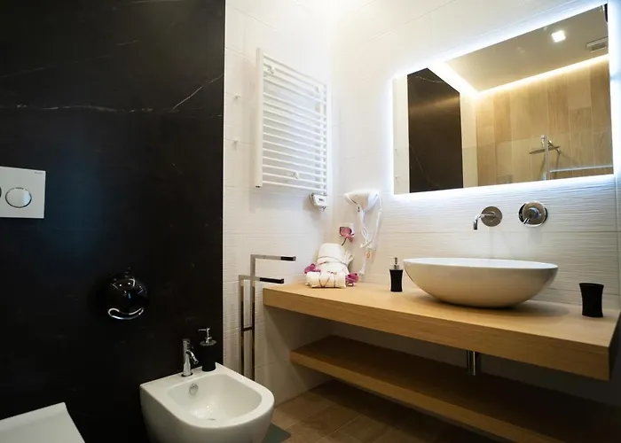 Nocleg ze śniadaniem L' Angolo Dei Poeti - 4*