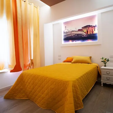 Bed & Breakfast L' Angolo Dei Poeti - *