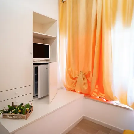B&B L' Angolo Dei Poeti - 바리