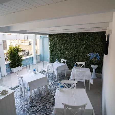 L' Angolo Dei Poeti - Bed & Breakfast Bari