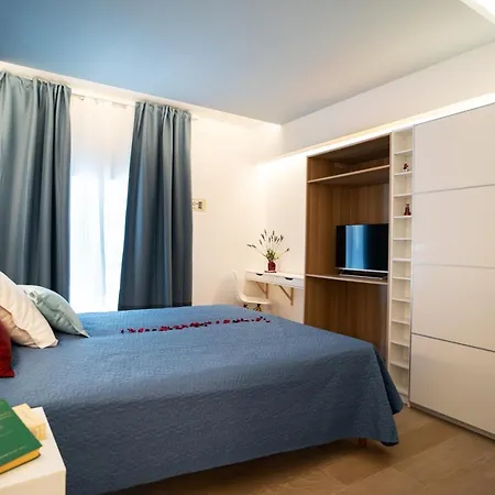 Panzió L' Angolo Dei Poeti -