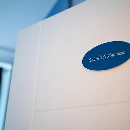 L' Angolo Dei Poeti - Panzió 4*