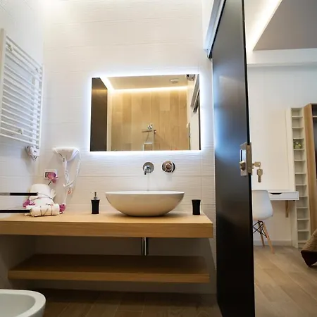 B&B L' Angolo Dei Poeti - 4*