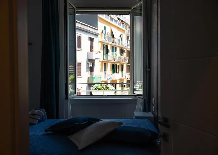 L' Angolo Dei Poeti - Frühstückspension 4*